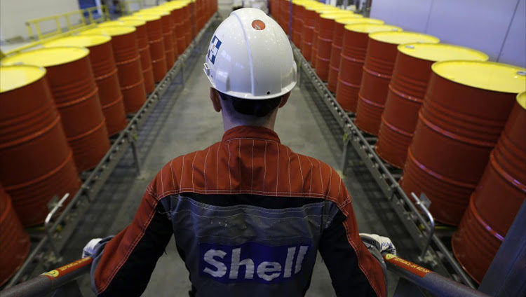 Shell looks beyond petrol to secure future of refining